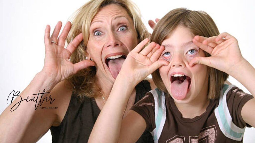 What is LookWhatMomFound.com